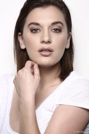 ARIANA SAVALAS © Jeff Xande